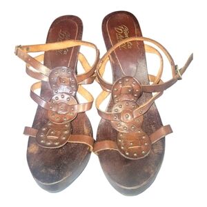 Gionata Dardi Women's Brown Leather Studded Wooden Sandals Sz 7 1/2